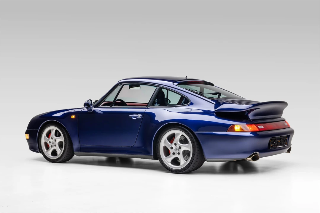 1996 Porsche 993 Carrera 4S - Image 6 of 31
