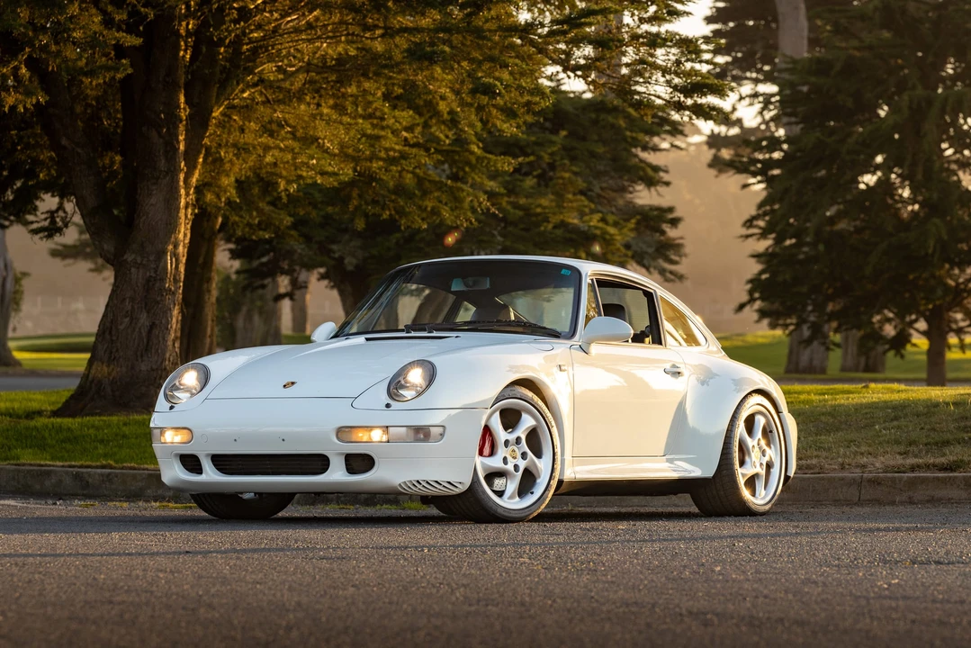 1996 Porsche 993 Carrera 4S - Image 2 of 31