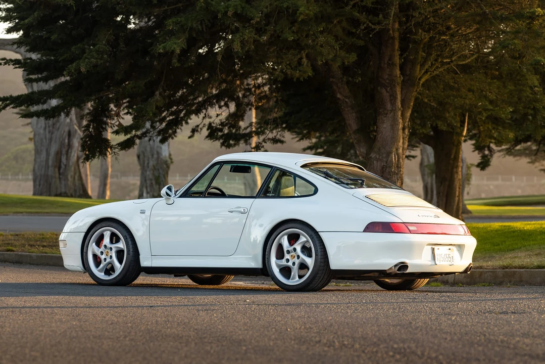 1996 Porsche 993 Carrera 4S - Image 24 of 31
