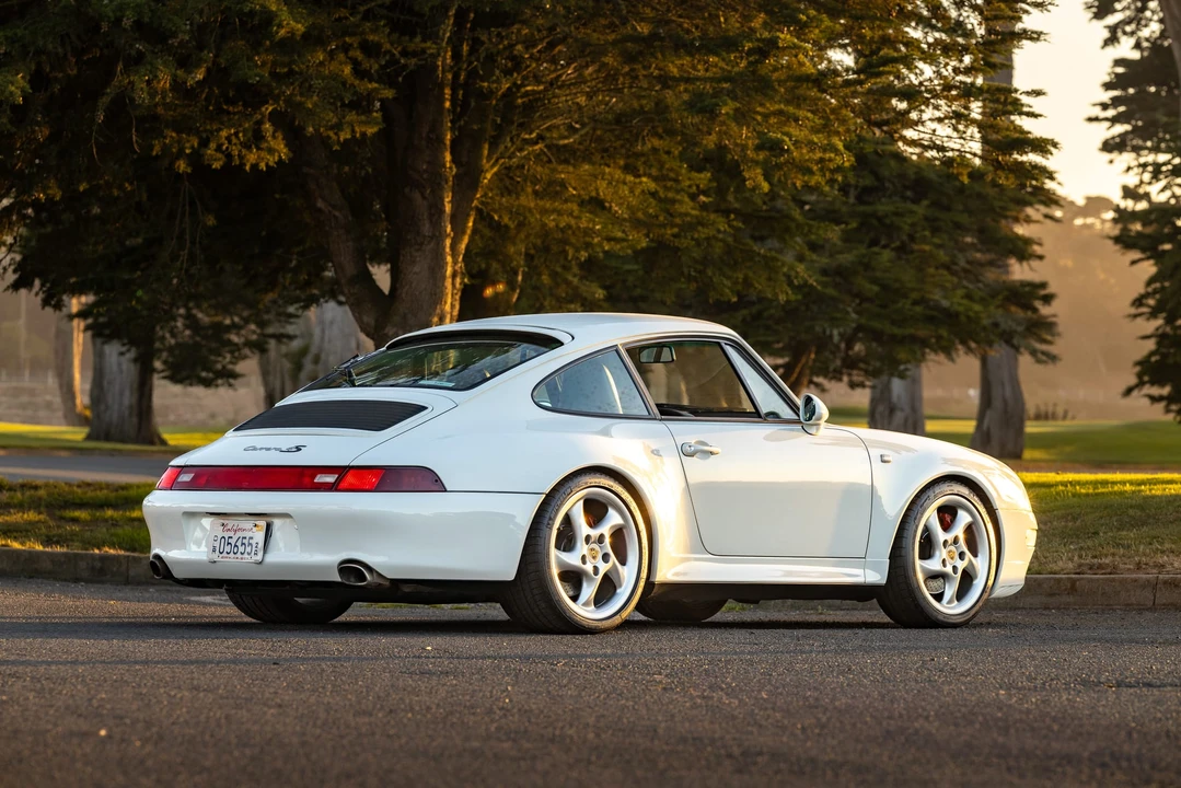 1996 Porsche 993 Carrera 4S - Image 17 of 31