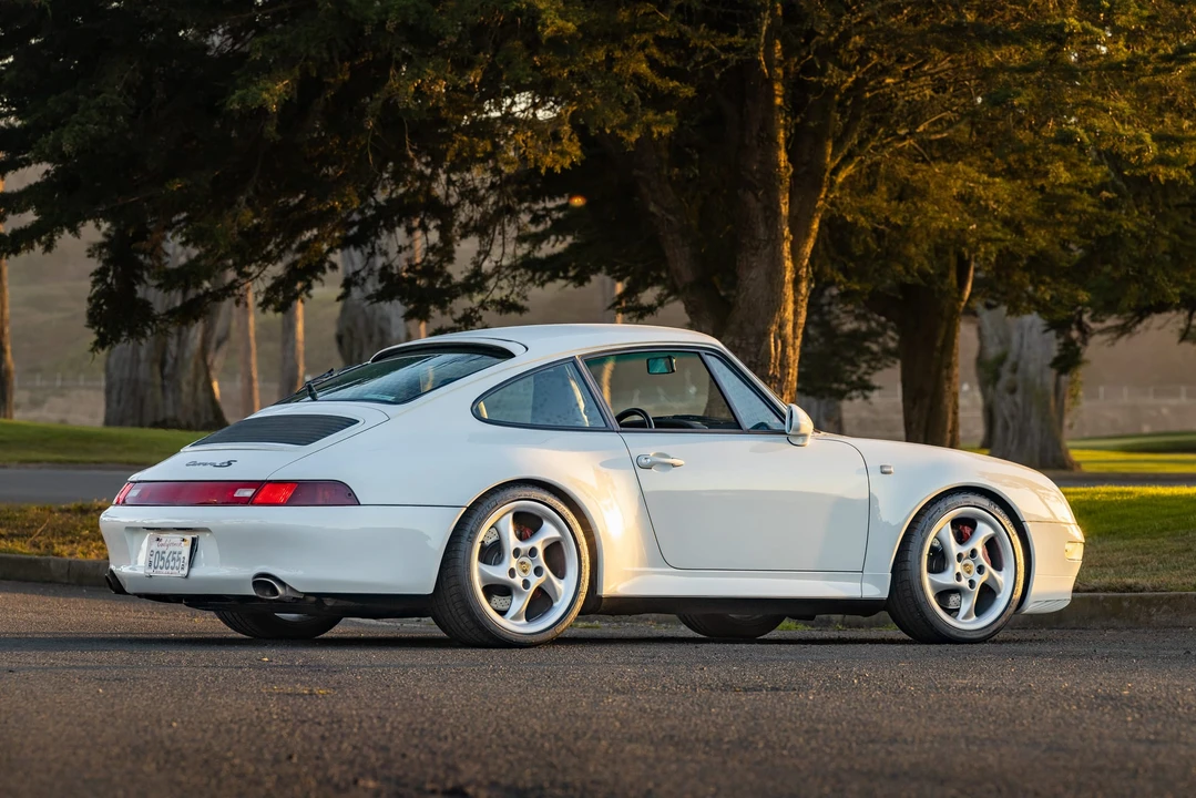 1996 Porsche 993 Carrera 4S - Image 16 of 31