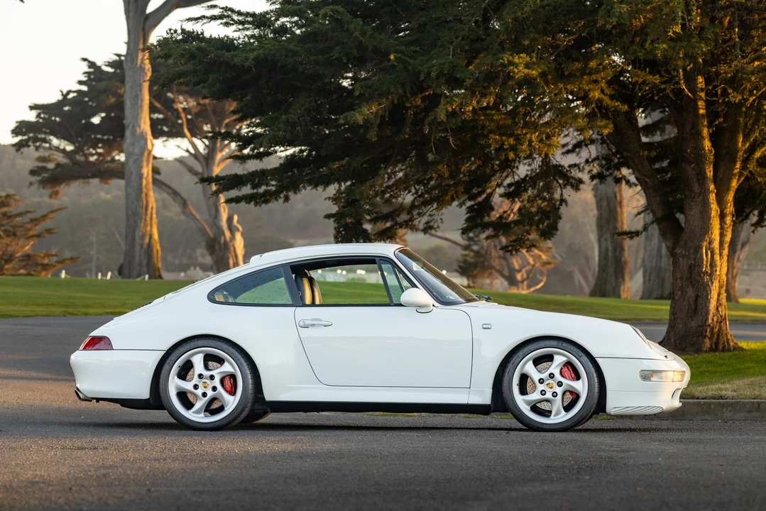 1996 Porsche 993 Carrera 4S - Image 13 of 31