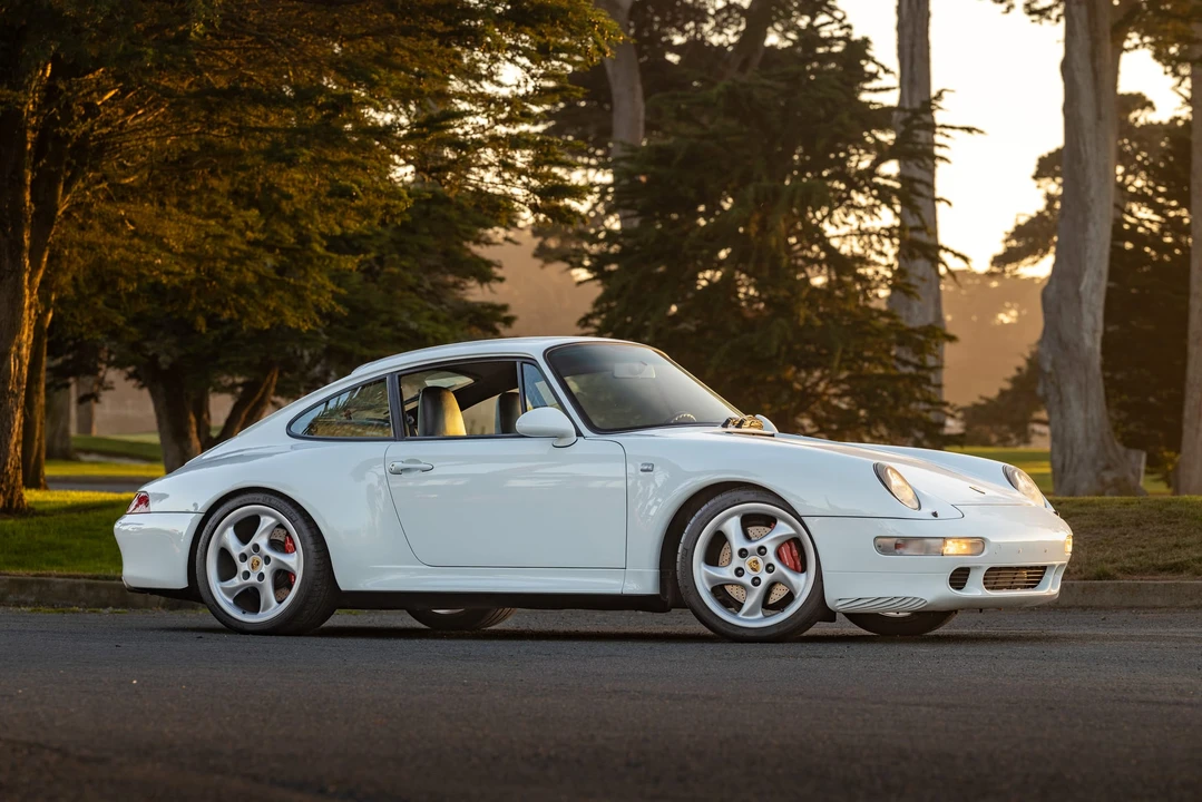 1996 Porsche 993 Carrera 4S - Image 12 of 31