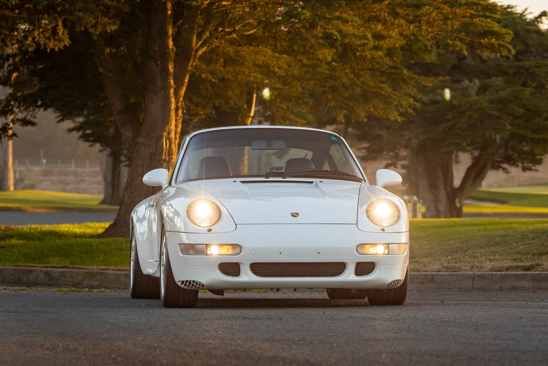 1996 Porsche 993 Carrera 4S - Image 8 of 31