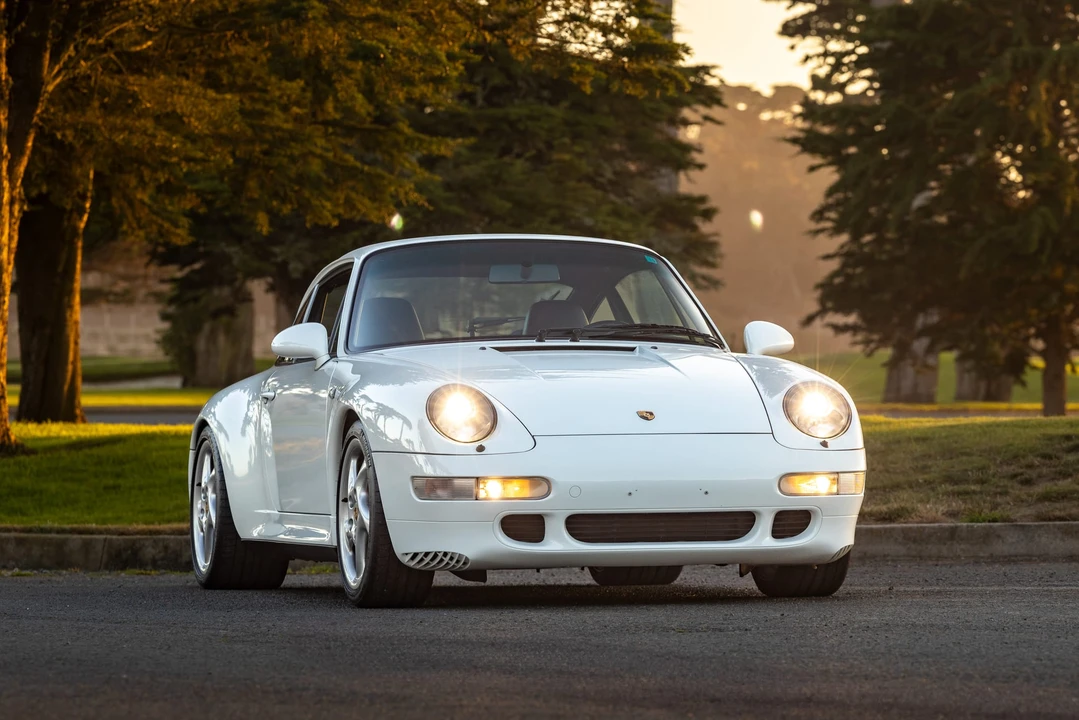 1996 Porsche 993 Carrera 4S - Image 9 of 31