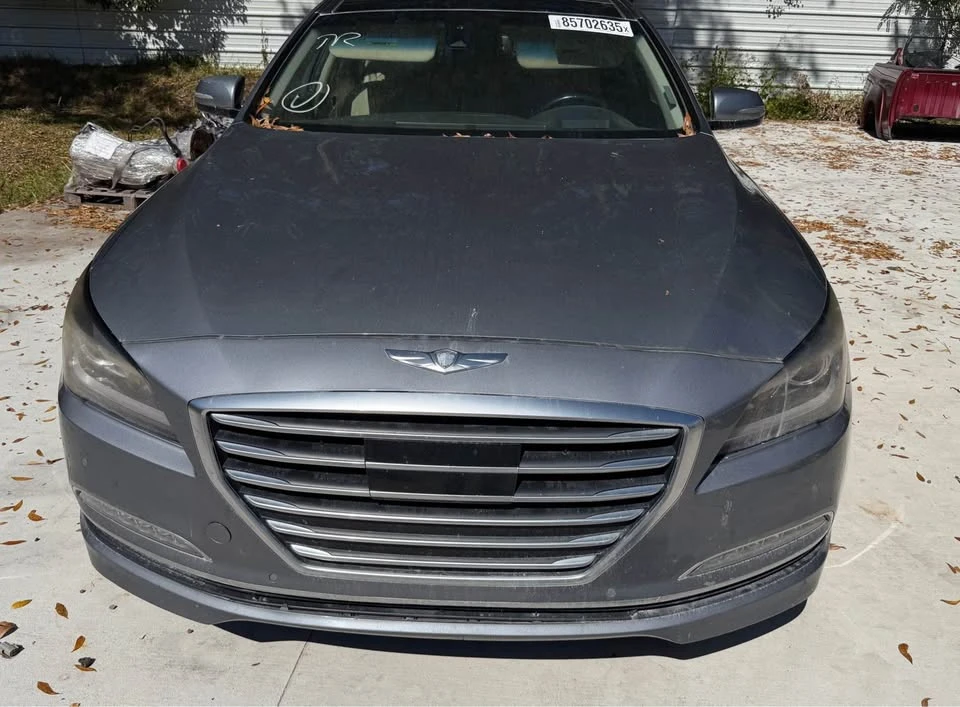 2016 Hyundai Genesis - Image 2 of 3