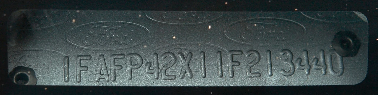 2001 Ford SN95 Mustang - Image 3 of 11