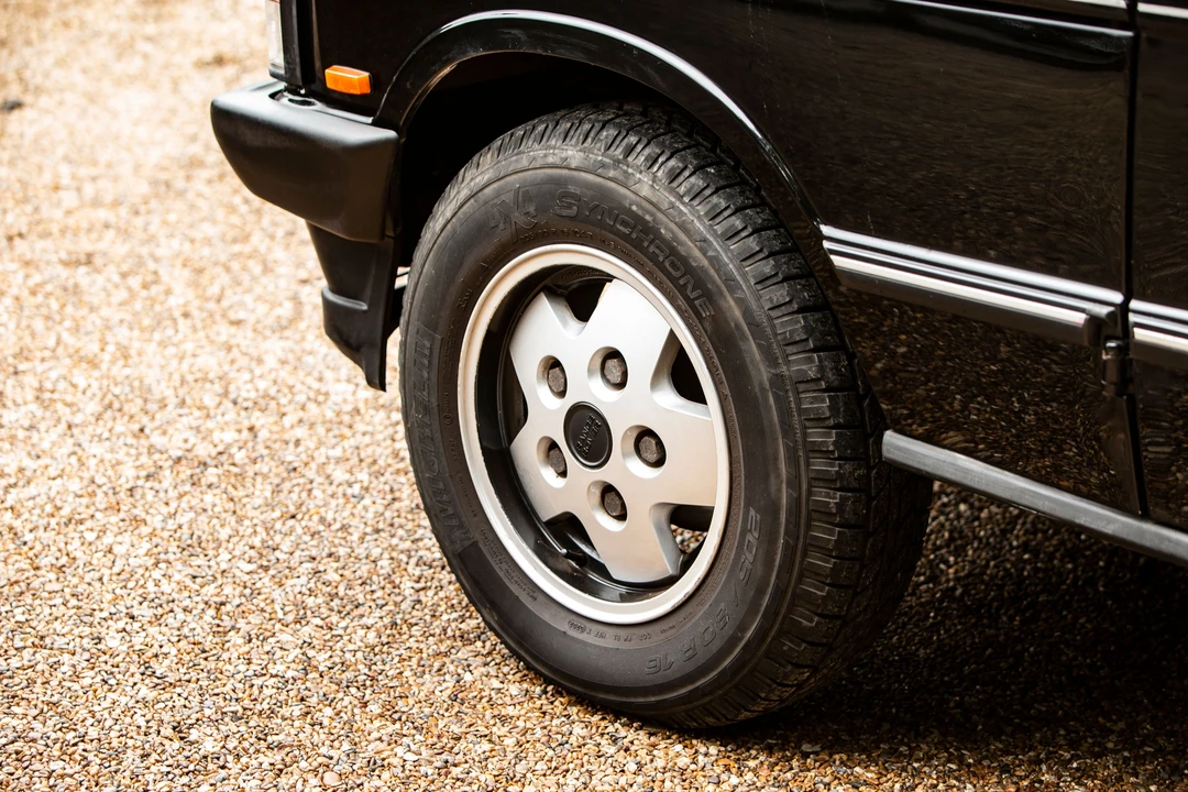 1991 Land Rover Range Rover Classic - Image 8 of 26
