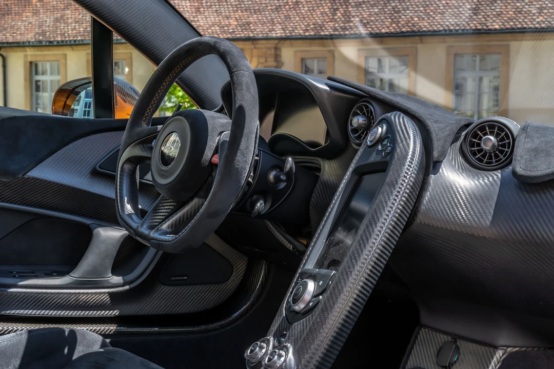 2014 McLaren P1 - Image 13 of 31