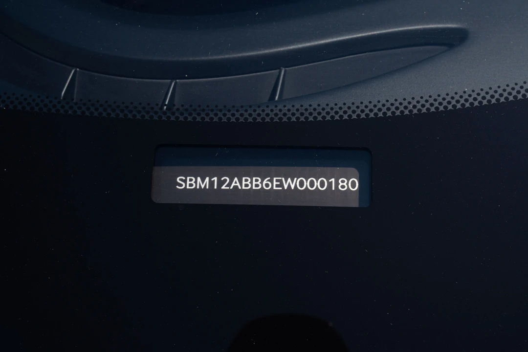 2014 McLaren P1 - Image 25 of 31