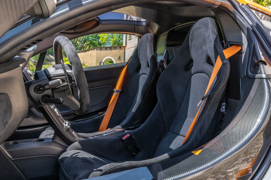 2014 McLaren P1 - Image 18 of 31