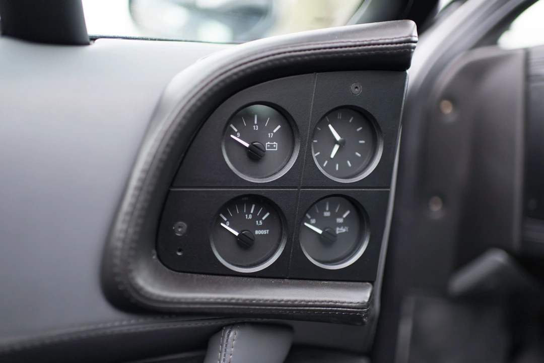 1993 Jaguar XJ220 - Image 29 of 31