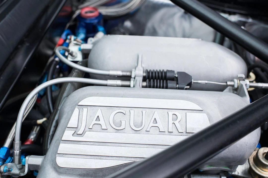 1993 Jaguar XJ220 - Image 2 of 31