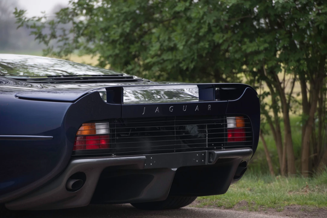 1993 Jaguar XJ220 - Image 25 of 31