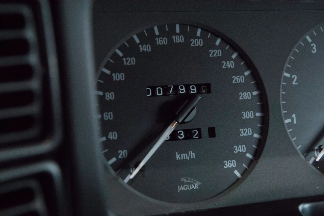 1993 Jaguar XJ220 - Image 31 of 31