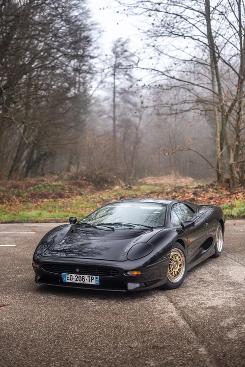 1993 Jaguar XJ220 - Image 7 of 31