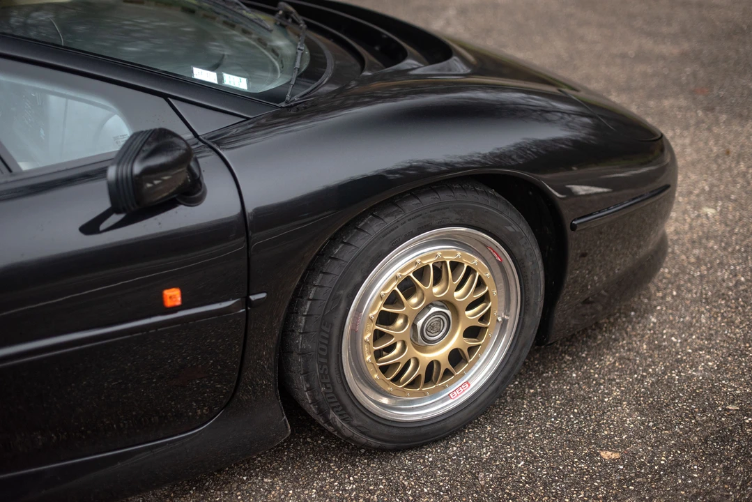 1993 Jaguar XJ220 - Image 28 of 31