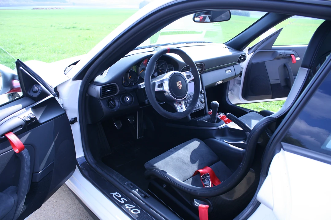 2012 Porsche 997 GT3 RS - Image 4 of 7