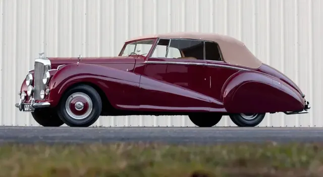 1952 Bentley Mark VI Drophead Coupe by Park Ward
