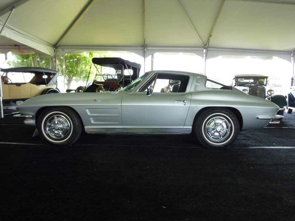 1963 Chevrolet Corvette C2 - Image 9 of 9