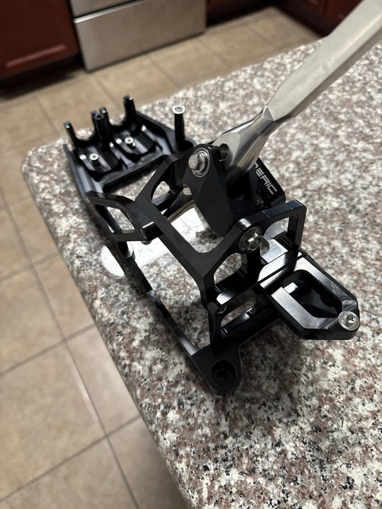 Parts & Memorabilia Gearboxes - Image 2 of 3