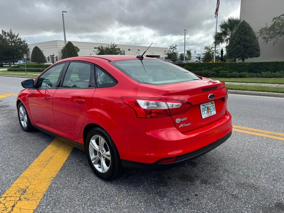 2014 Ford Focus 3rd Gen - Image 9 of 16