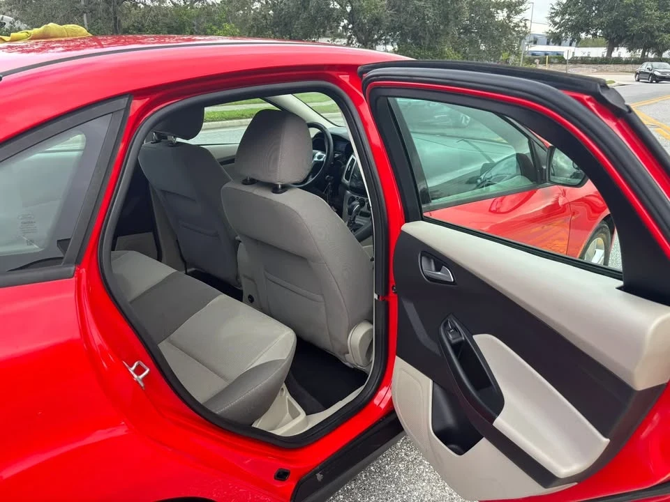 2014 Ford Focus 3rd Gen - Image 13 of 16
