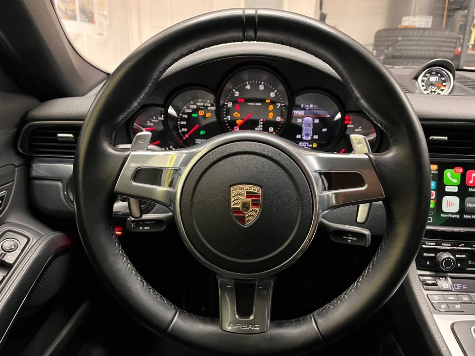 2014 Porsche 991 Carrera - Image 18 of 22