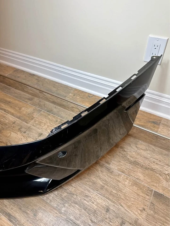2012 Parts & Memorabilia Bodywork - Image 8 of 10