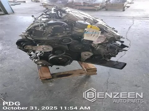 Jaguar F-PACE Engine Assembly