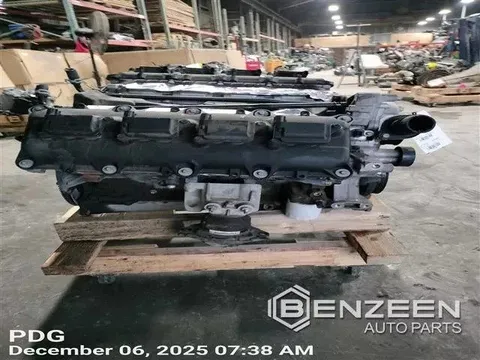 2019 Dodge Challenger 5.7L HEMI Engine Assembly