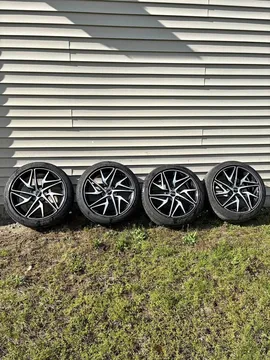 OEM 2023 Kia Stinger Wheels