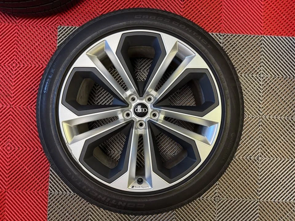 2016 Parts & Memorabilia Other Wheels - Image 2 of 10