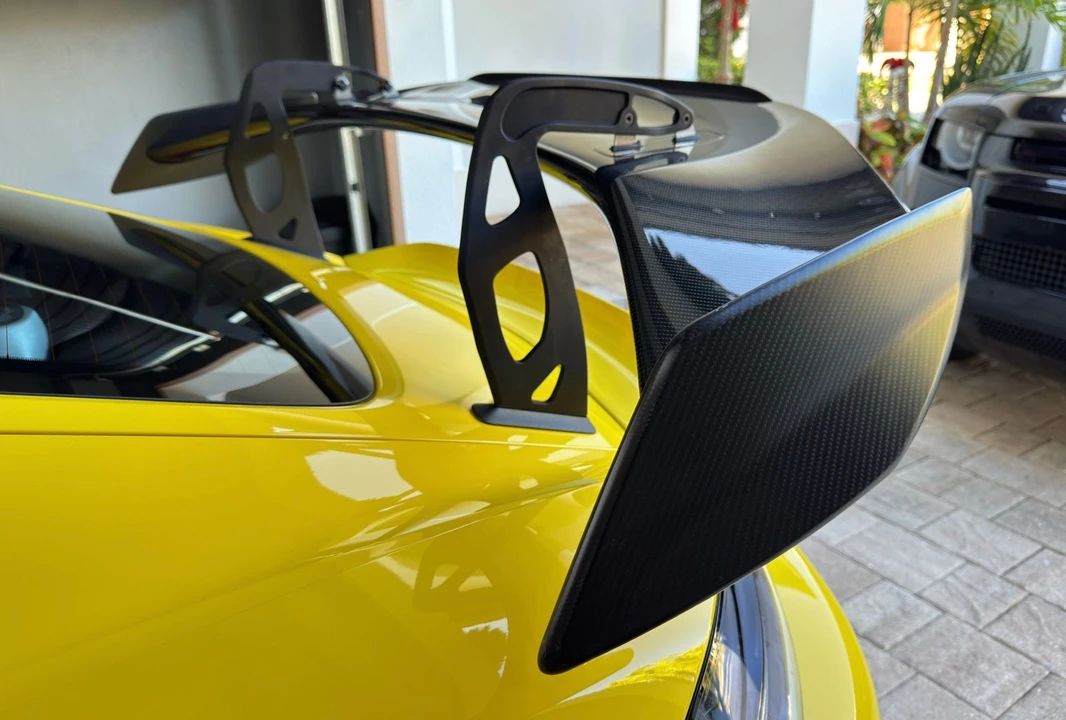 2016 Parts & Memorabilia Bodywork - Image 3 of 9