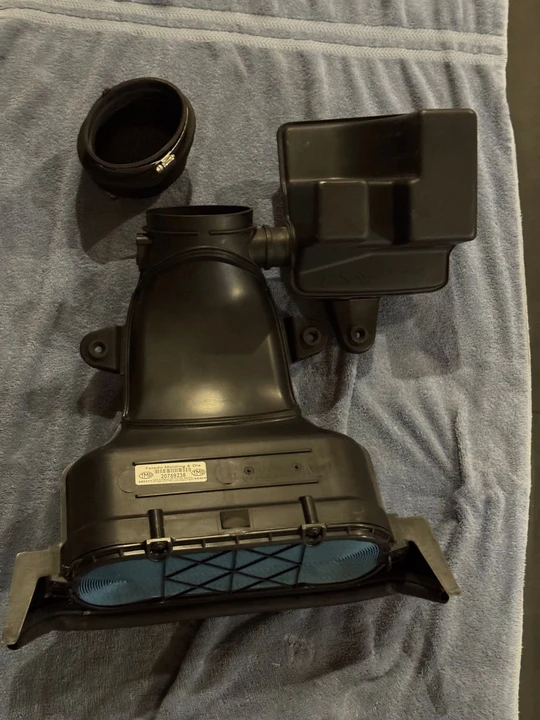 2011 Parts & Memorabilia Mechanical Components - Image 2 of 2