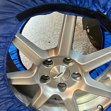 Aston Martin 19" Wheel & Tire Set