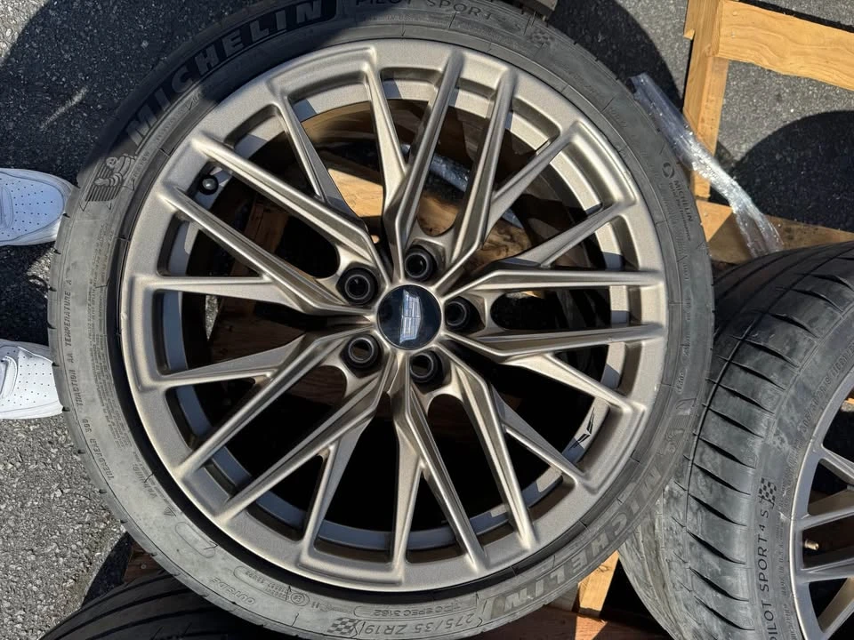 Cadillac CT5-V Blackwing - Image 5 of 10