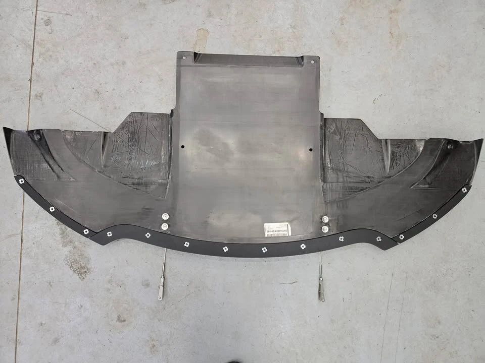 Parts & Memorabilia Bodywork - Image 2 of 6