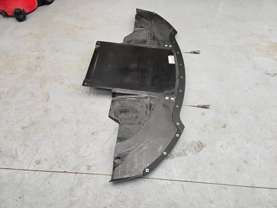 Parts & Memorabilia Bodywork - Image 3 of 6