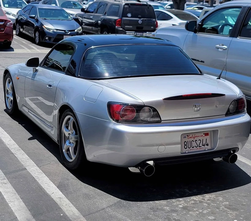 2008 Honda AP2 S2000 - Image 2 of 10