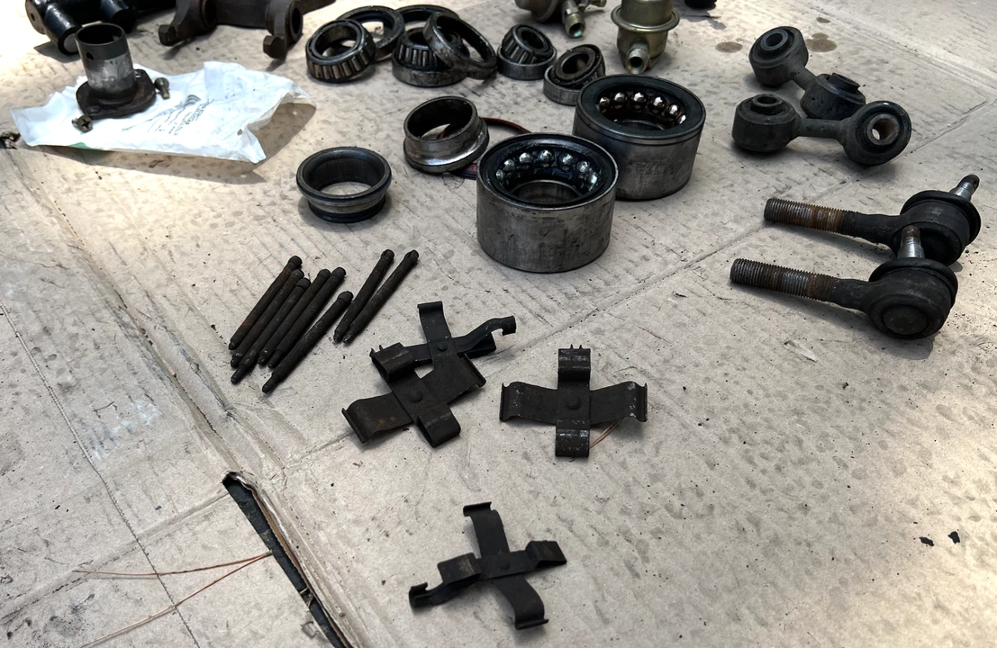 1973 Parts & Memorabilia Mechanical Components - Image 7 of 14