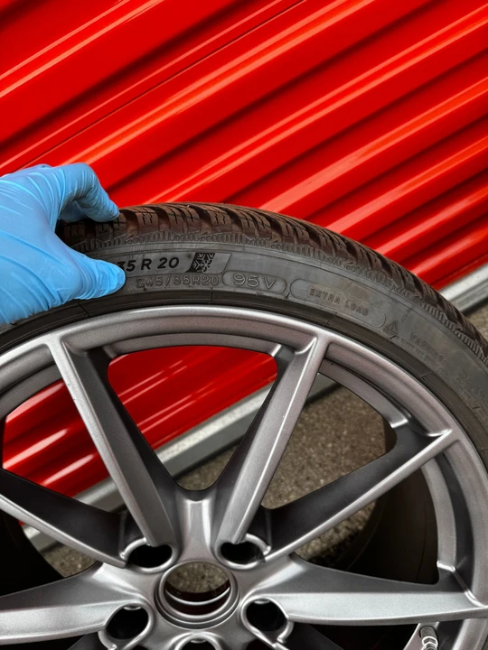 Parts & Memorabilia Porsche Wheels - Image 5 of 12