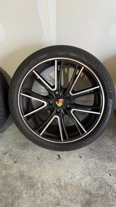 2018 Porsche 971 Panamera - Image 3 of 9