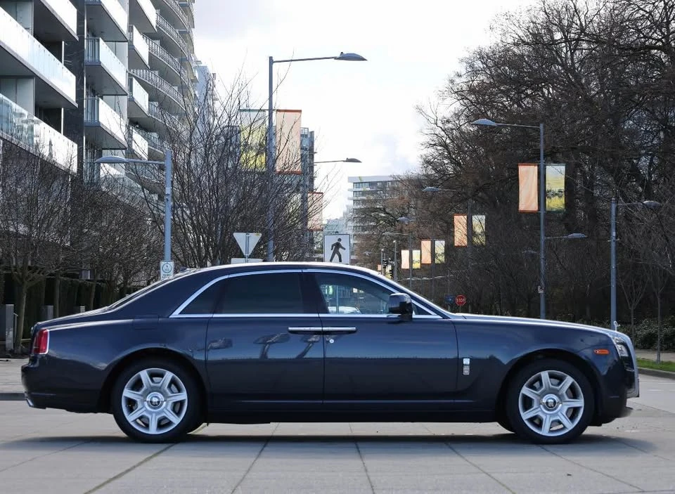 Rolls-Royce Ghost - Image 2 of 2