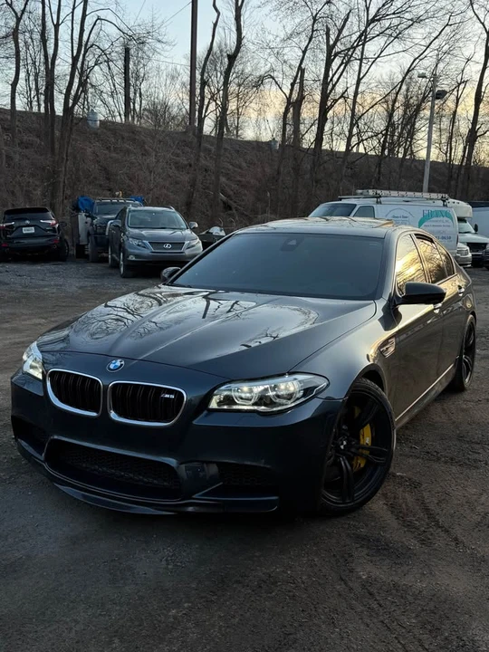 BMW F10 M5 - Image 2 of 3