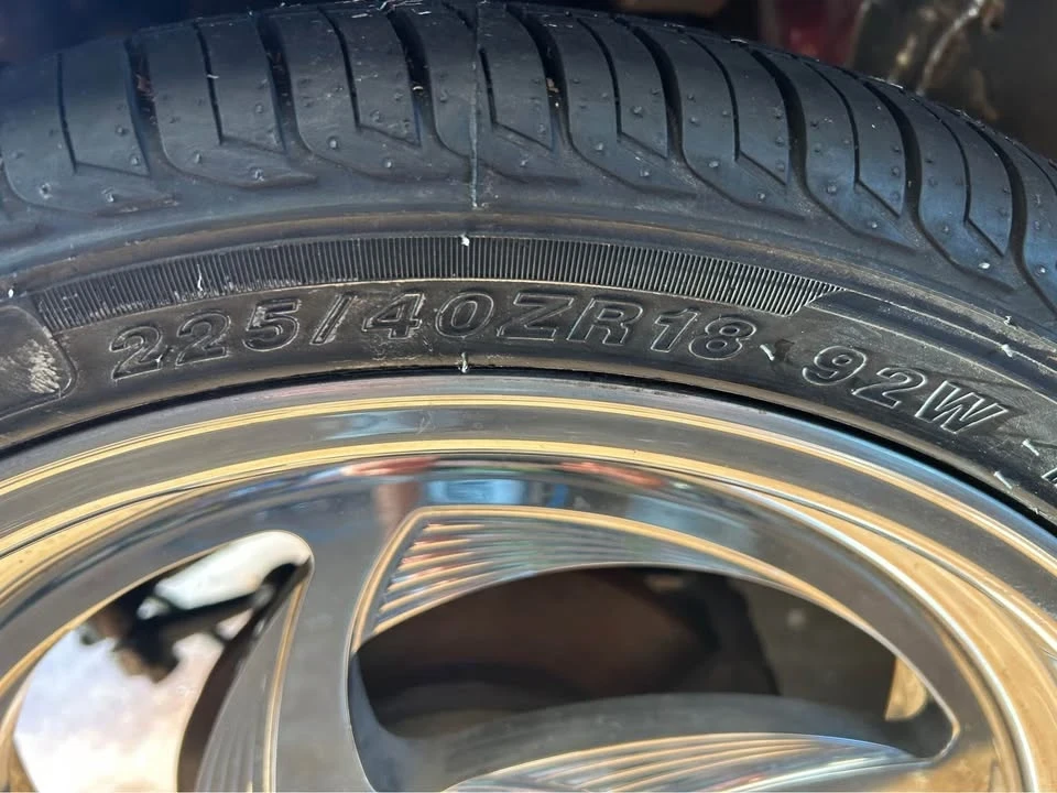 Parts & Memorabilia Other Wheels - Image 2 of 8