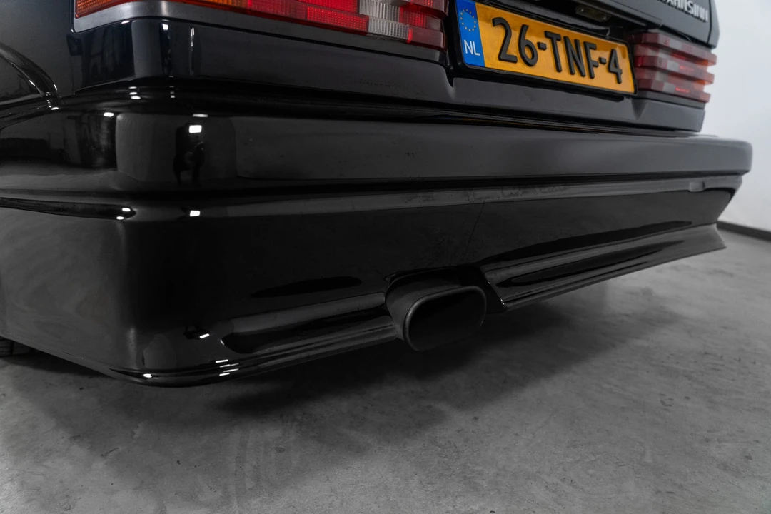 1986 Mercedes-Benz 190E - Image 18 of 31
