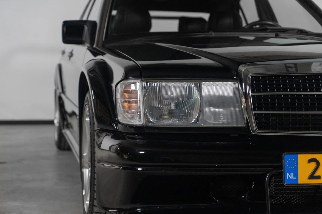 1986 Mercedes-Benz 190E - Image 21 of 31
