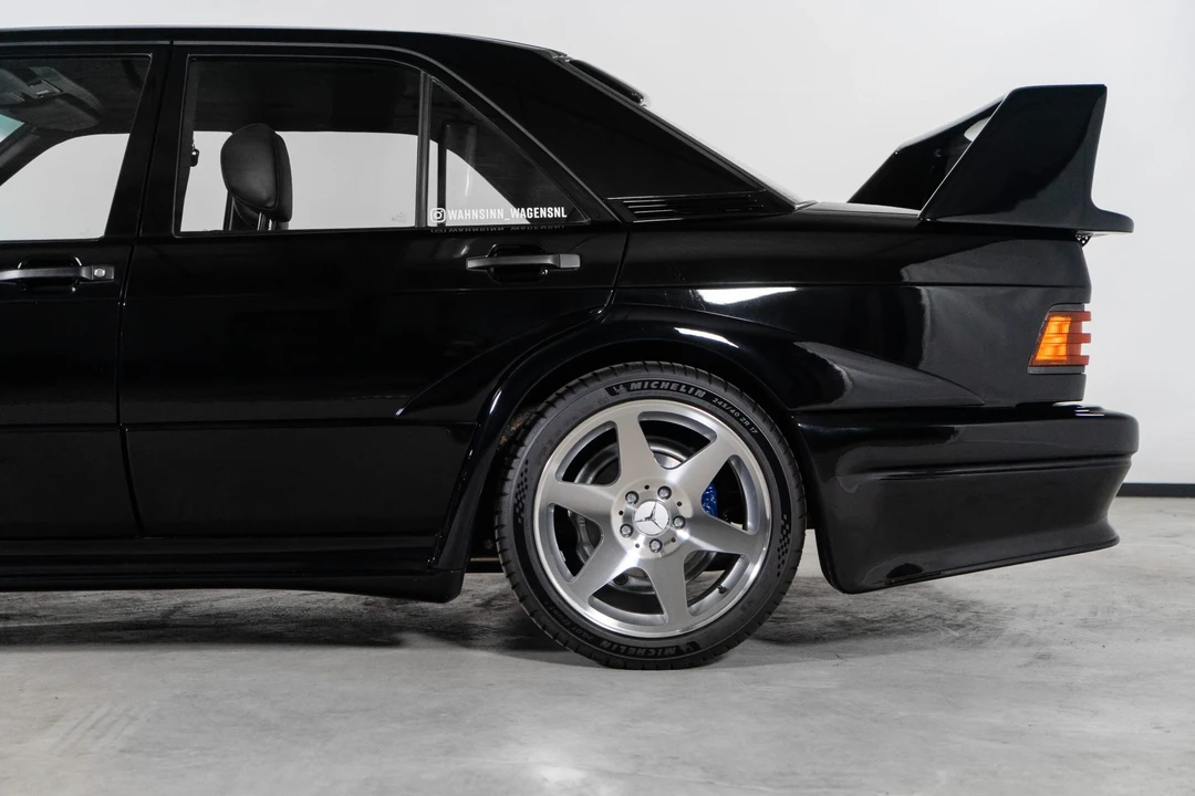 1986 Mercedes-Benz 190E - Image 13 of 31