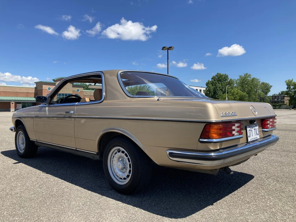 1985 Mercedes-Benz W123 Coupe (C123) - Image 16 of 31
